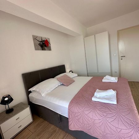 Apartmani Josipa Baška Voda Dış mekan fotoğraf