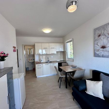Apartmani Josipa Baška Voda Dış mekan fotoğraf