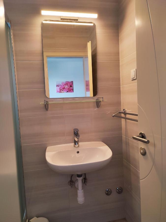 Apartmani Josipa Baška Voda Dış mekan fotoğraf
