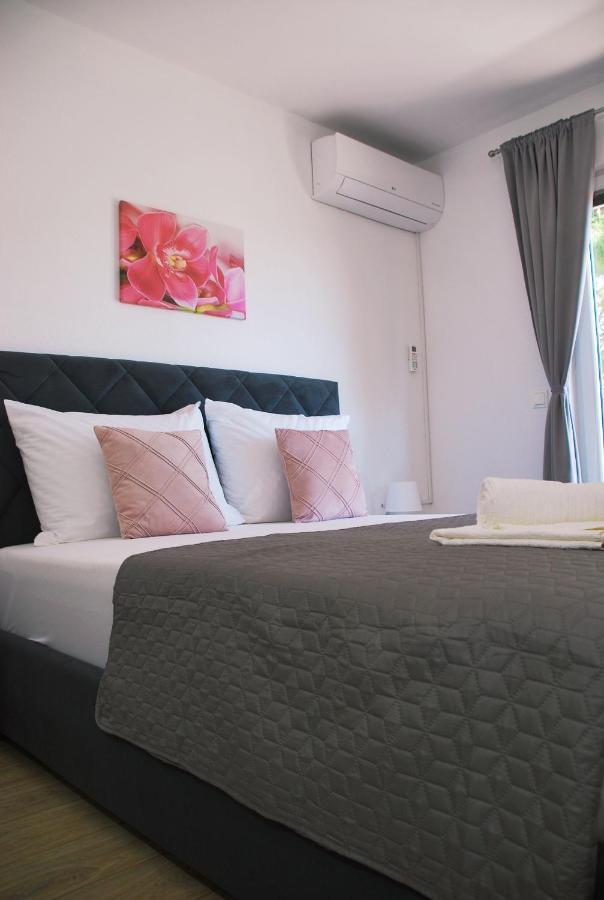 Apartmani Josipa Baška Voda Dış mekan fotoğraf